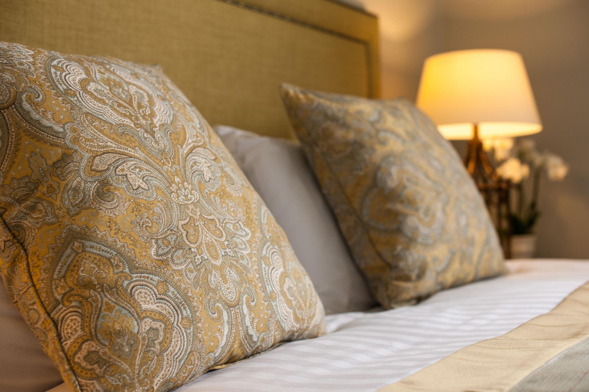 Balmoral Arms Hotel บัลลาเทอร์ ภายนอก รูปภาพ