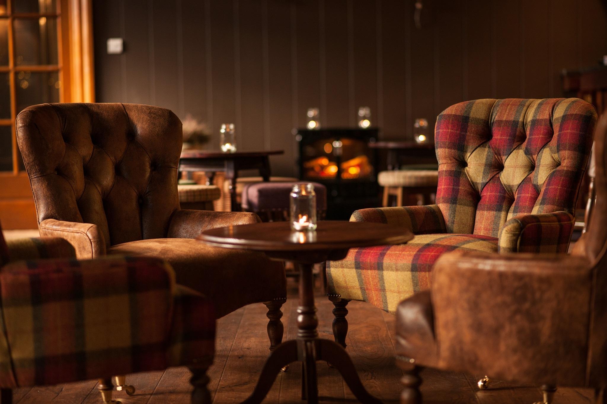 Balmoral Arms Hotel บัลลาเทอร์ ภายนอก รูปภาพ